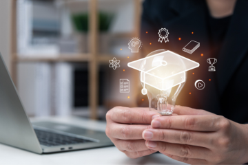 Voici une sélection de Mooc, ressources et formations spécialisées sur la RSE. Crédits : Poca Wander Stock / iStock